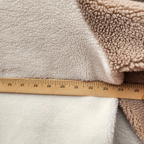 REBECCA MINKOFF Women's Teddy Sherpa Shirt Jacket Extra Large Cream Tan Faux Fur - Picture 9 of 11